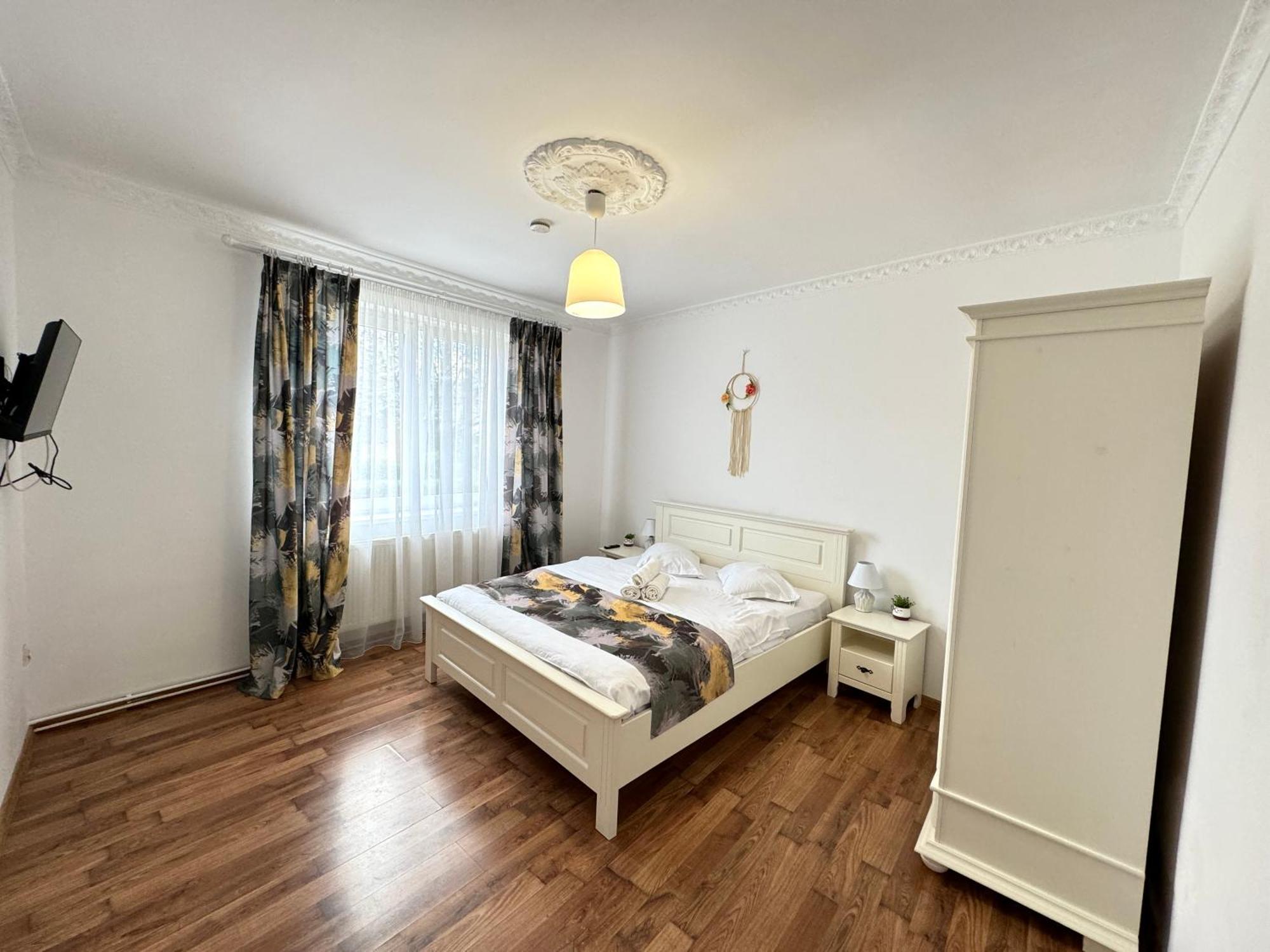 Flh - Mira Apartments Сибиу Екстериор снимка