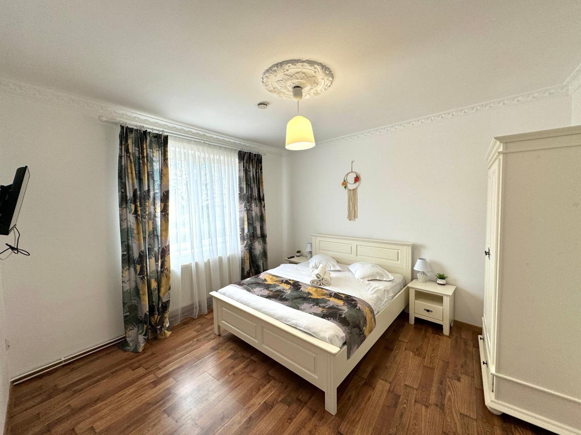 Flh - Mira Apartments Сибиу Екстериор снимка