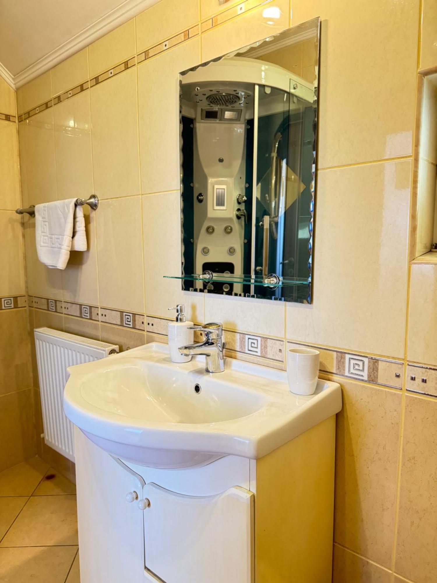 Flh - Mira Apartments Сибиу Екстериор снимка
