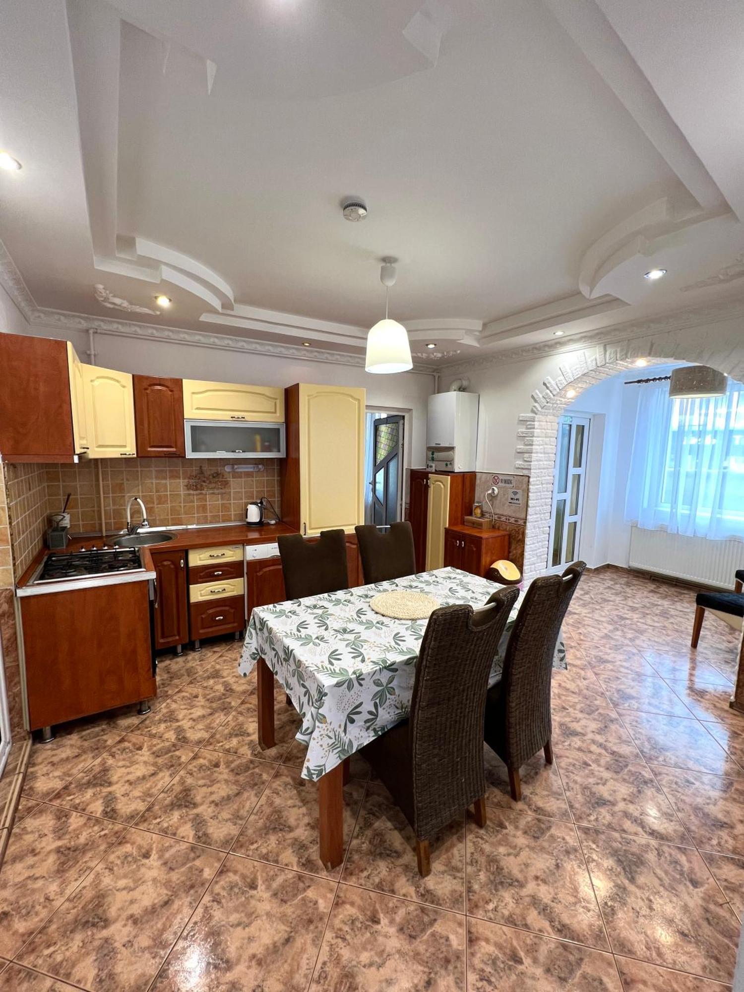 Flh - Mira Apartments Сибиу Екстериор снимка