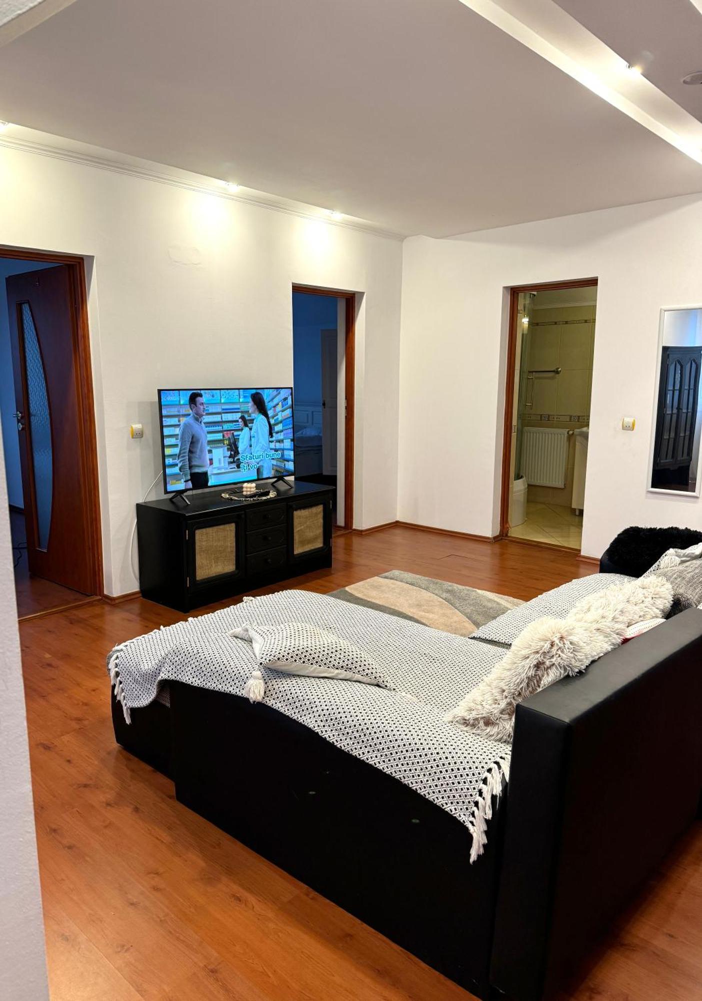 Flh - Mira Apartments Сибиу Екстериор снимка