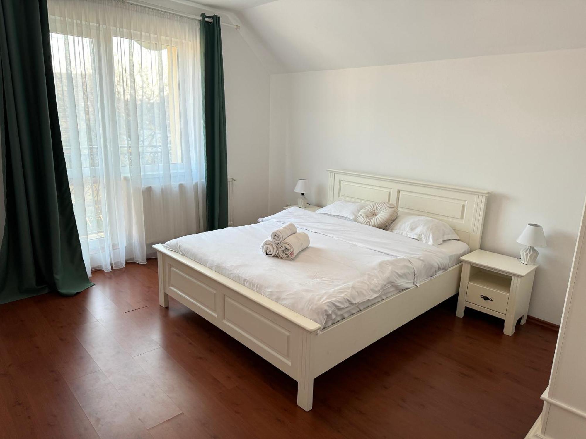 Flh - Mira Apartments Сибиу Екстериор снимка