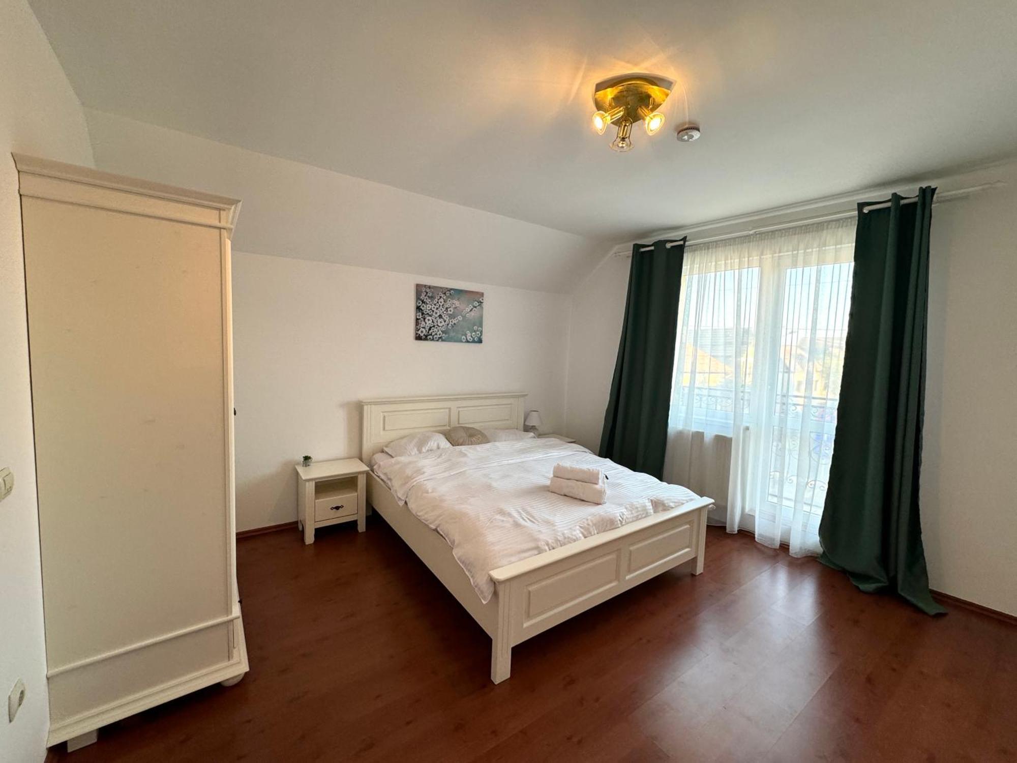 Flh - Mira Apartments Сибиу Екстериор снимка